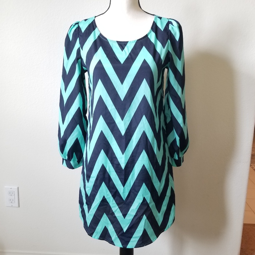 Gypsy & Gold Long Sleeve Chevron Mini Dress